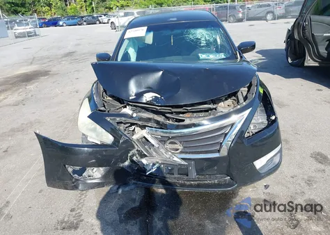 2015 Nissan Altima 2.5/2.5 S/2.5 Sl/2.5 Sv from USA, damaged, VIN 1N4AL3AP2FC276184
